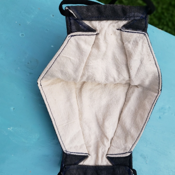 NEW Hand-made Adult Lined Cotton Face Mask - Picture 4 of 4